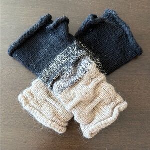 Black and Beige Knit Fingerless Gloves